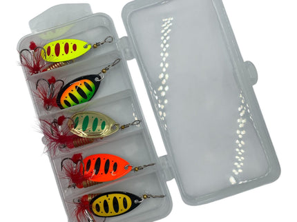 Caja señuelos con 5 cucharillas