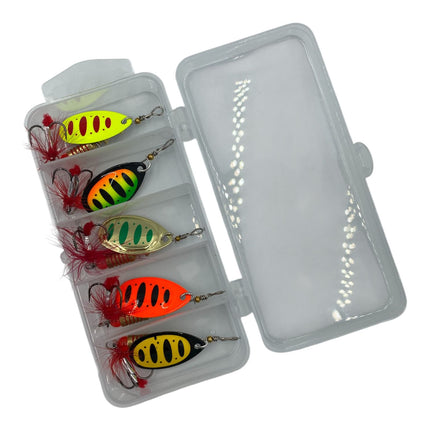 Caja señuelos con 5 cucharillas